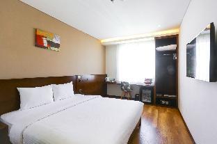 pink garden an thuong da nang