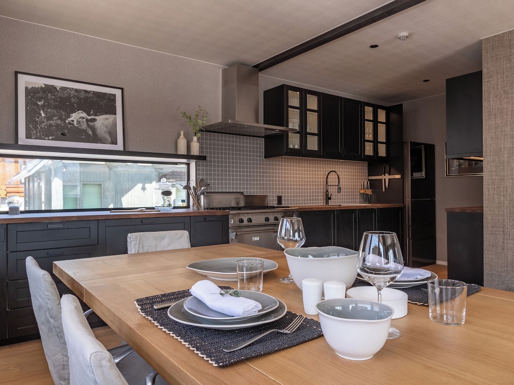 shousugi chalet by elite havens