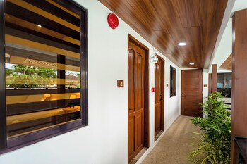 alona beach side inn