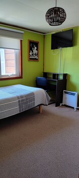 hostal el fauno