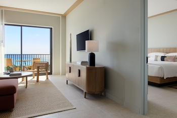 hotel indigo grand cayman an ihg hotel