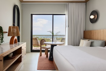 hotel indigo grand cayman an ihg hotel