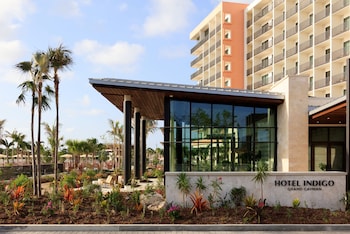 hotel indigo grand cayman an ihg hotel