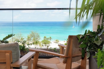 hotel indigo grand cayman an ihg hotel