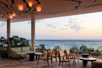hotel indigo grand cayman an ihg hotel