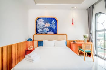 misaki hotel by sazi