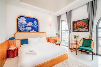 misaki hotel by sazi