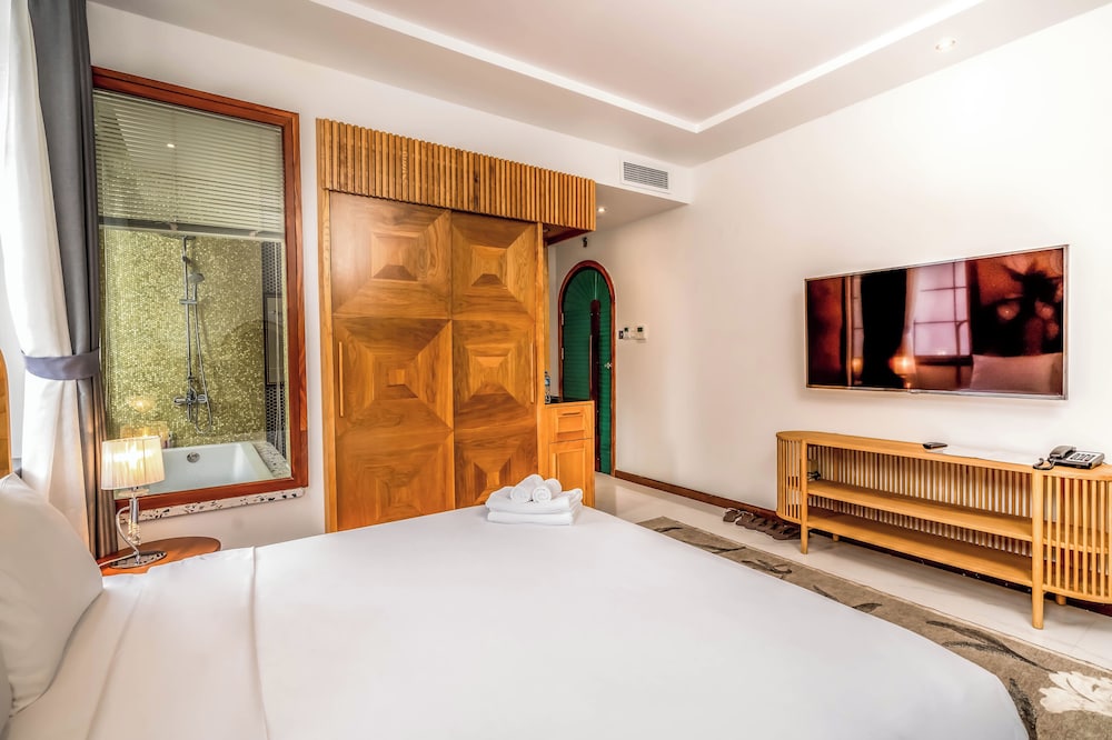 misaki hotel by sazi