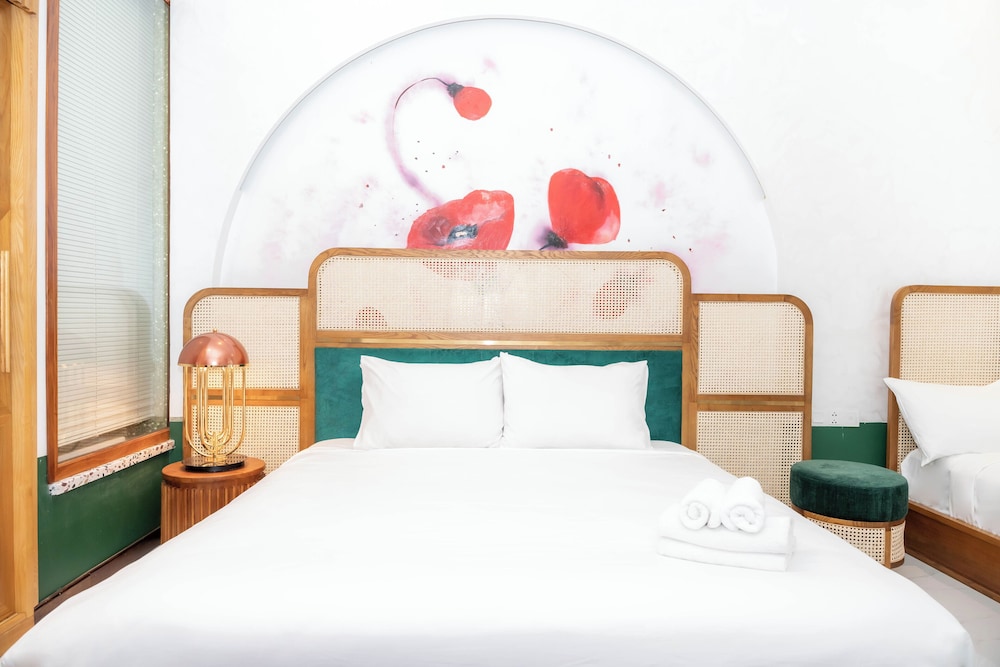 misaki hotel by sazi