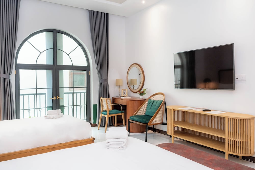 misaki hotel by sazi