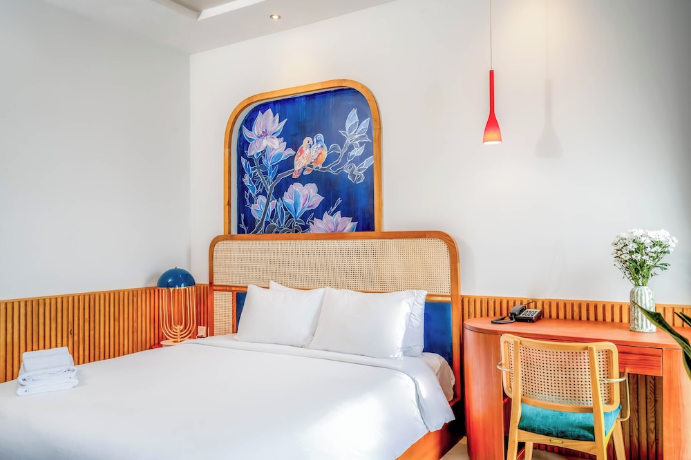 misaki hotel by sazi