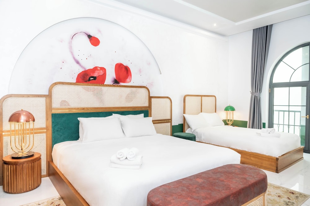 misaki hotel by sazi