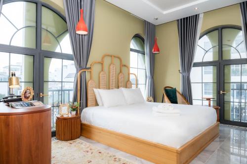 misaki hotel by sazi