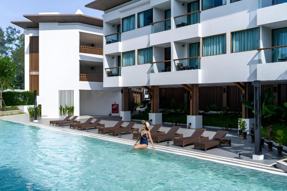 bella nara phuket naiyang beach