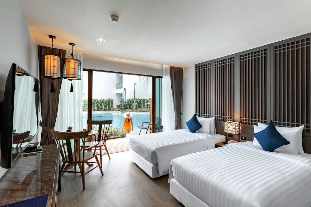 bella nara phuket naiyang beach