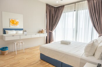 datum jelatek by plush