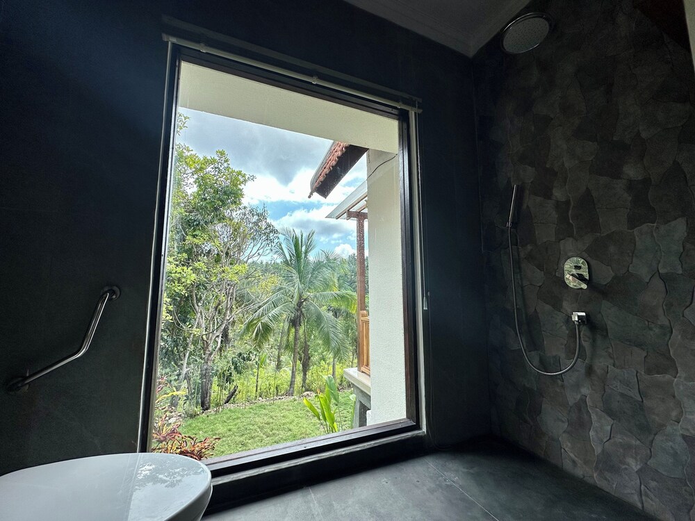 green coco suite