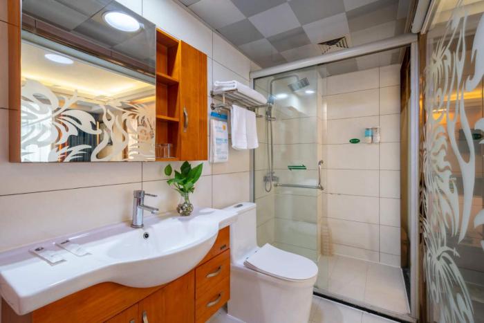 yiwu yuejia business hotel