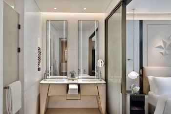 the st regis riyadh