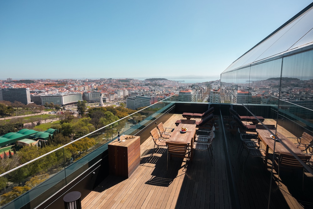 intercontinental lisbon by ihg