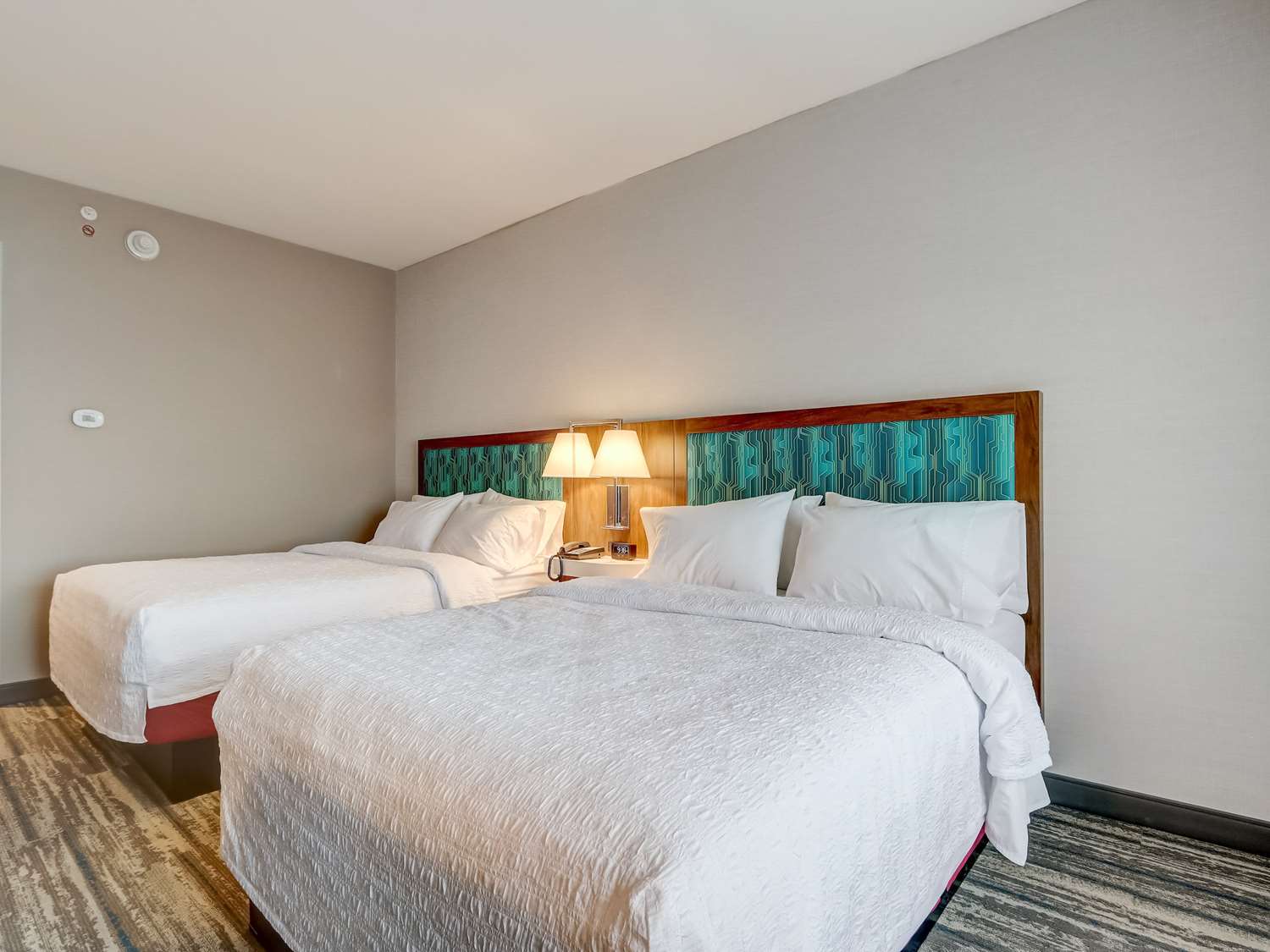 hampton inn and suites cincinnati midtown rookwood