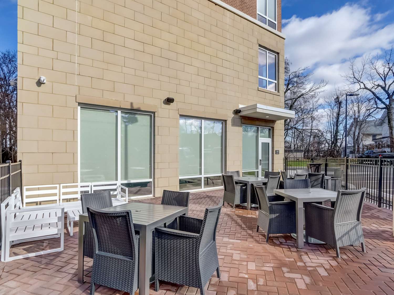 hampton inn and suites cincinnati midtown rookwood