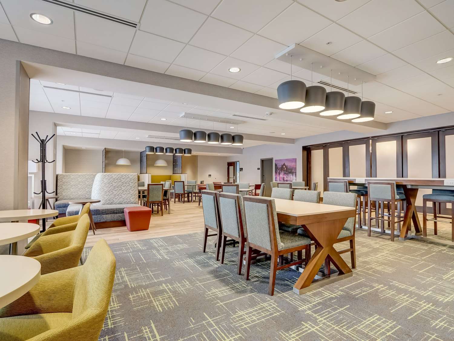 hampton inn and suites cincinnati midtown rookwood