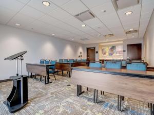 hampton inn and suites cincinnati midtown rookwood