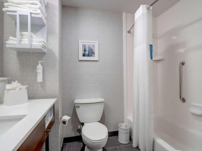 hampton inn and suites cincinnati midtown rookwood