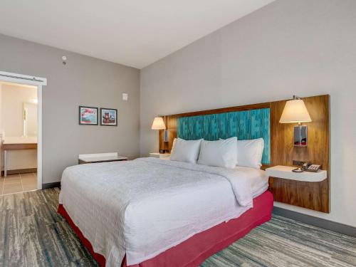 hampton inn and suites cincinnati midtown rookwood