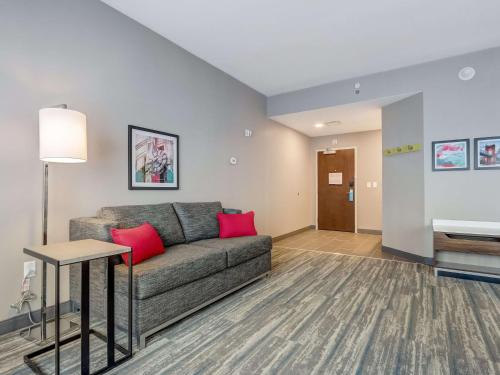 hampton inn and suites cincinnati midtown rookwood