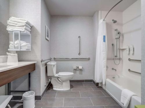 hampton inn and suites cincinnati midtown rookwood