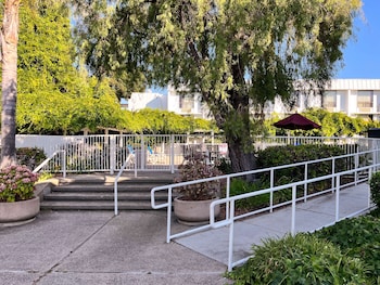 studio 6 belmont ca san francisco redwood