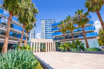 resort experience in puerto madero