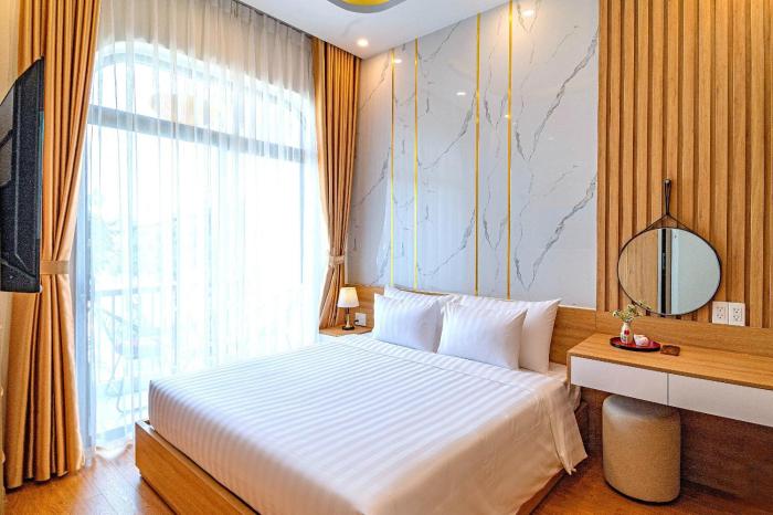 mint hoi an villa