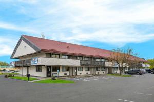 suburban studios peoria