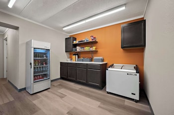 suburban studios peoria