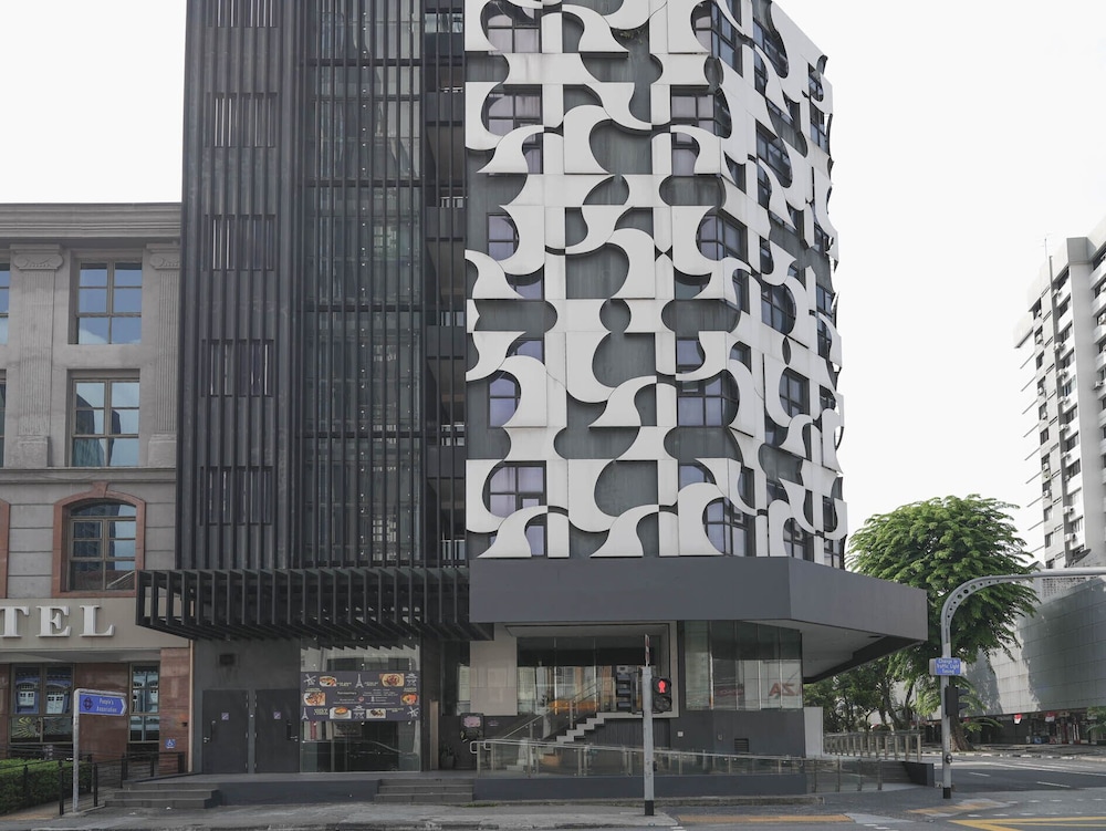 amrise hotel kitchener