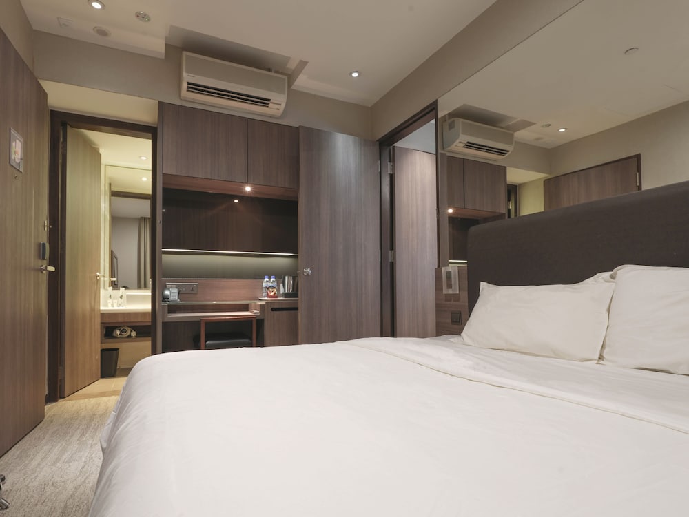 amrise hotel kitchener