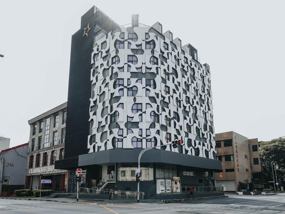 amrise hotel kitchener