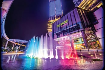 the shore hotel and residences by la vista