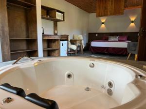 hotel cabanas glamour