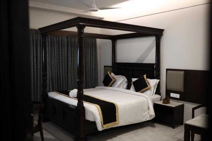 hotel saratharajans