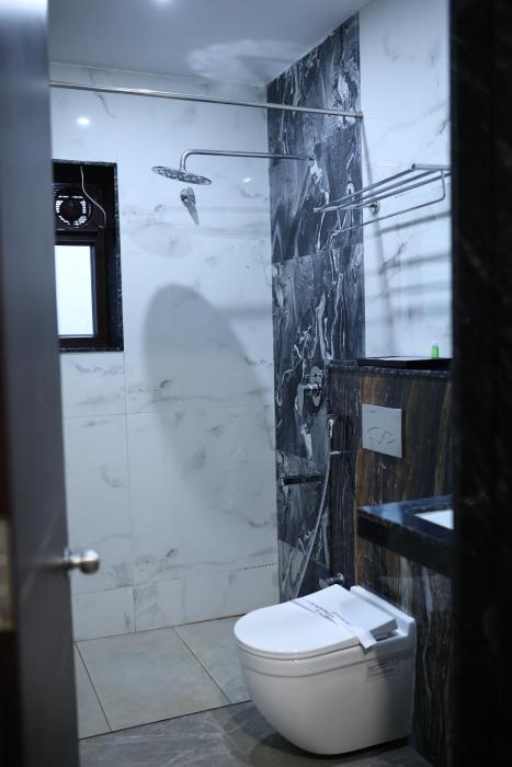 hotel saratharajans