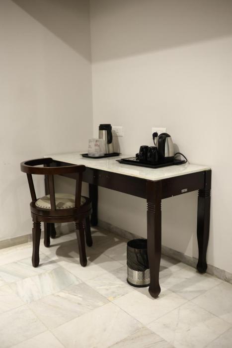 hotel saratharajans
