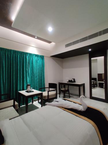 hotel saratharajans