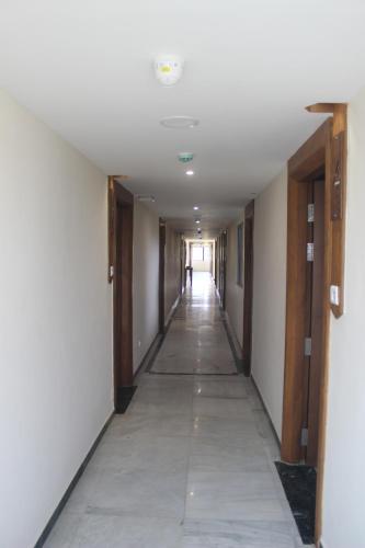 hotel saratharajans