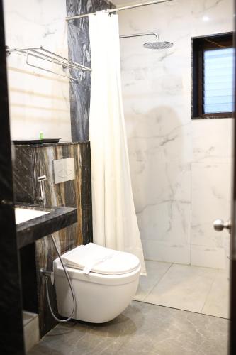 hotel saratharajans