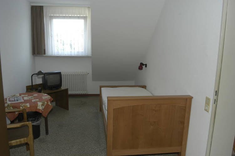 Juststay Solingen Hotel & Apartments,Wuppertal>>Solingen,3 star