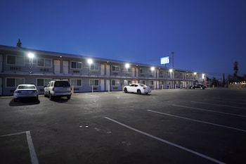 airport stay motel